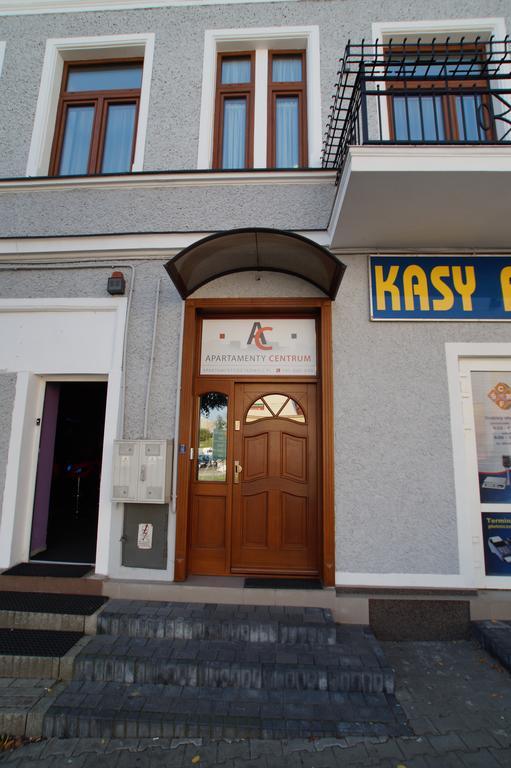 Apartamenty Ostrowiec - Pokoje Goscinne Centrum Ostrowiec Świętokrzyski Eksteriør billede